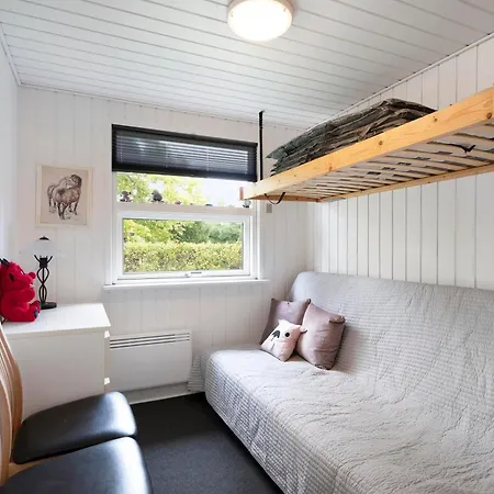 Cozy And Well-maintained House Near